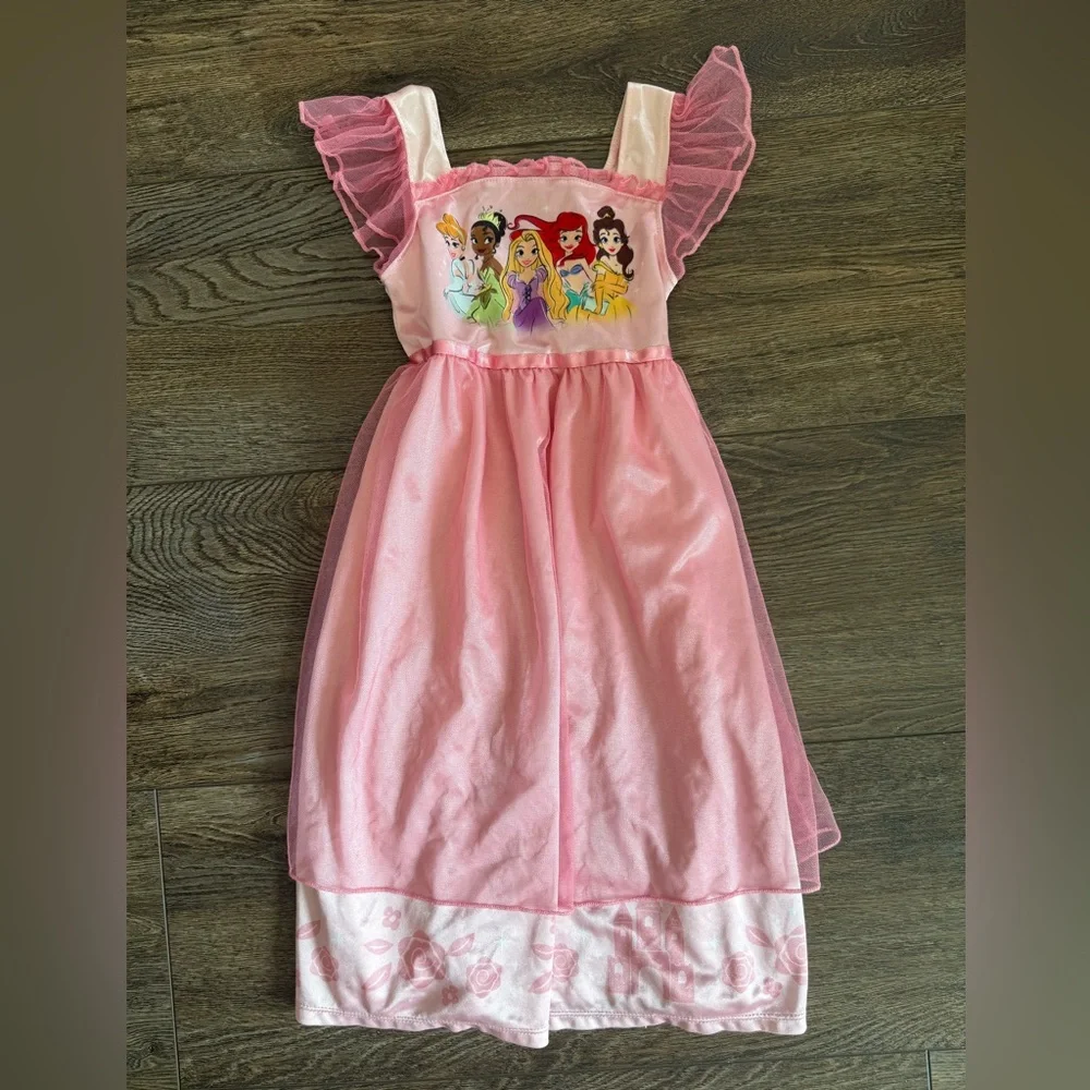 Disney Princess fantasy nightgown 5T - Picture 2 of 7